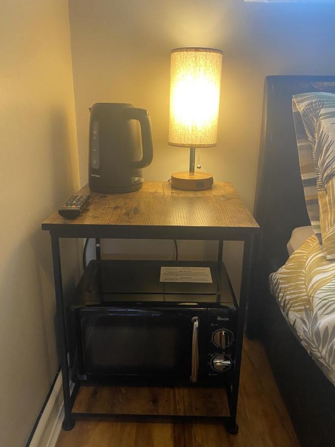 Private Room And Bathroom With Private Entrance Near Warwick Town Centre المظهر الخارجي الصورة